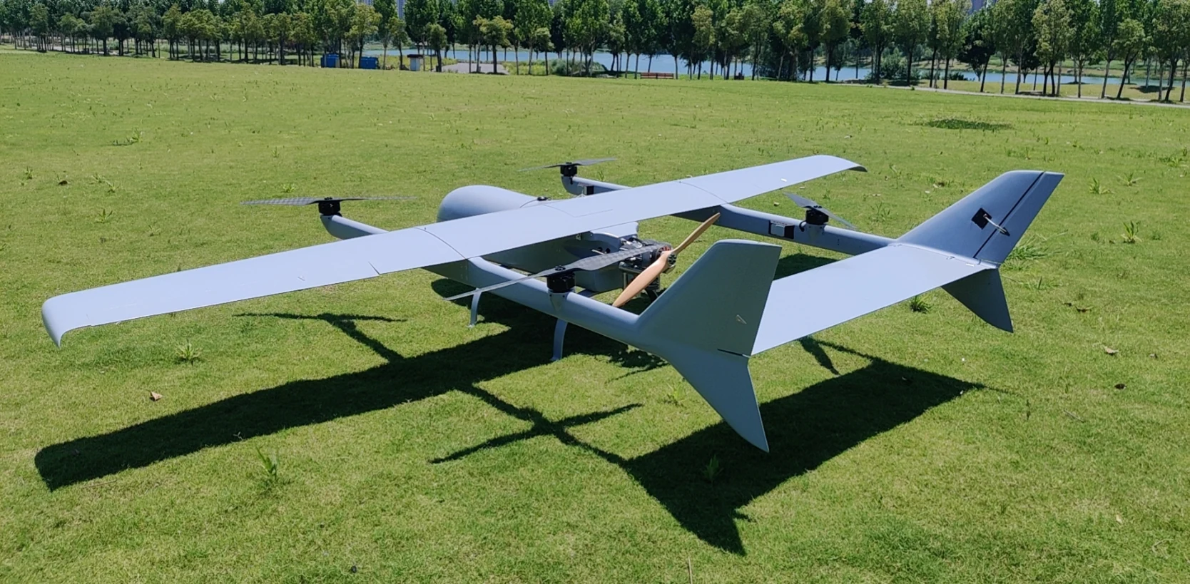 JT-500 大型垂直起降无人机在野外部署